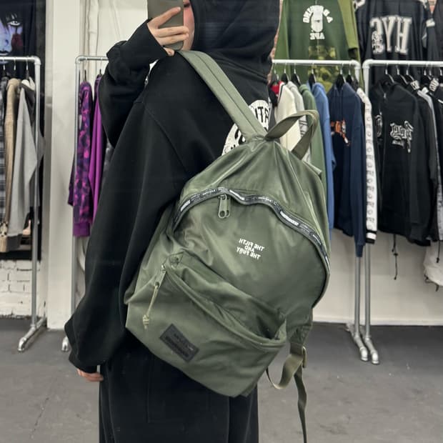 이스트팩 네이버후드 백팩