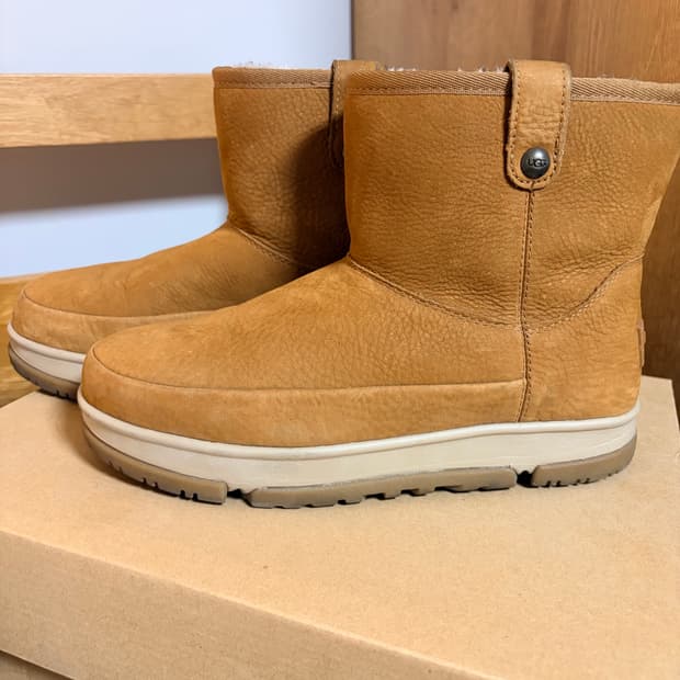 UGG 어그 클래식 웨더 부츠