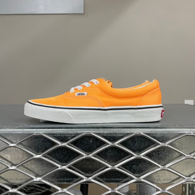 반스 에라 주황 240