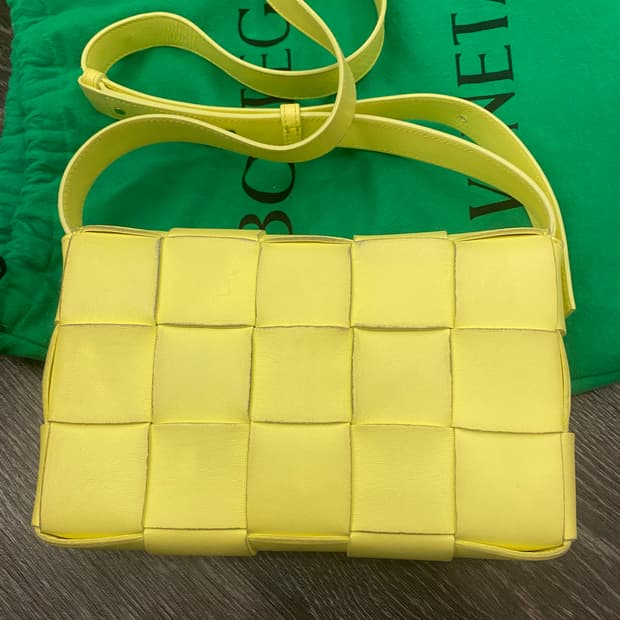 보테가 베네타 카세트백 레몬셔벗 스몰