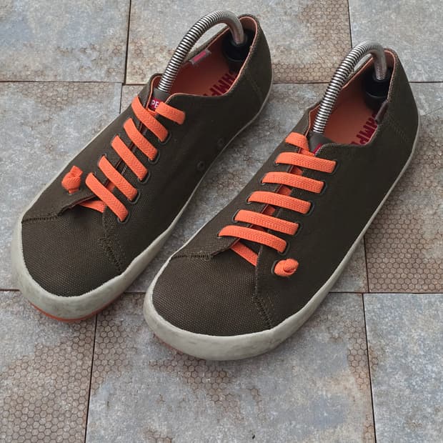 (280)캠퍼 페우 람블라 카키 