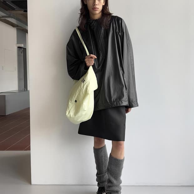 로우클래식 레더 아노락 탑