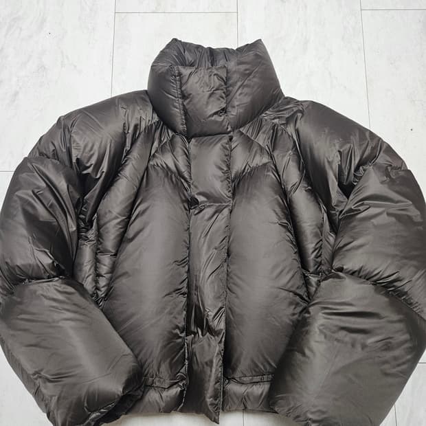 [L] 엔타이어스튜디오 UVR 다운 패딩 점퍼