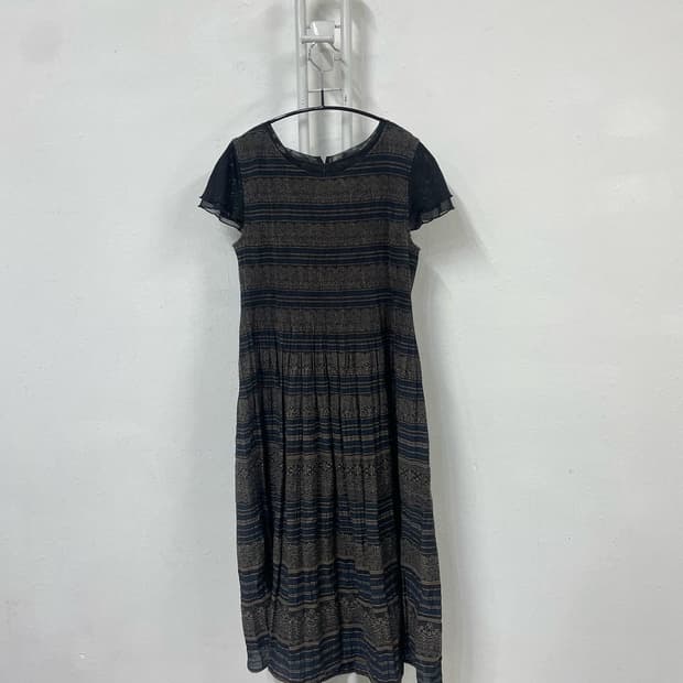 brown detail stripe ops