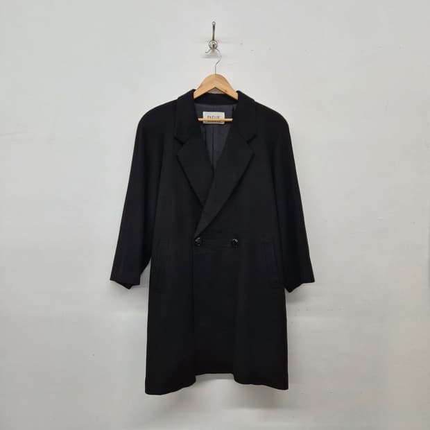 캐시미어 100%  블랙 더블 버튼 코트 남녀공용 M