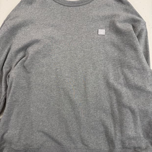 아크네 스튜디오 이모지 맨투맨 xxl