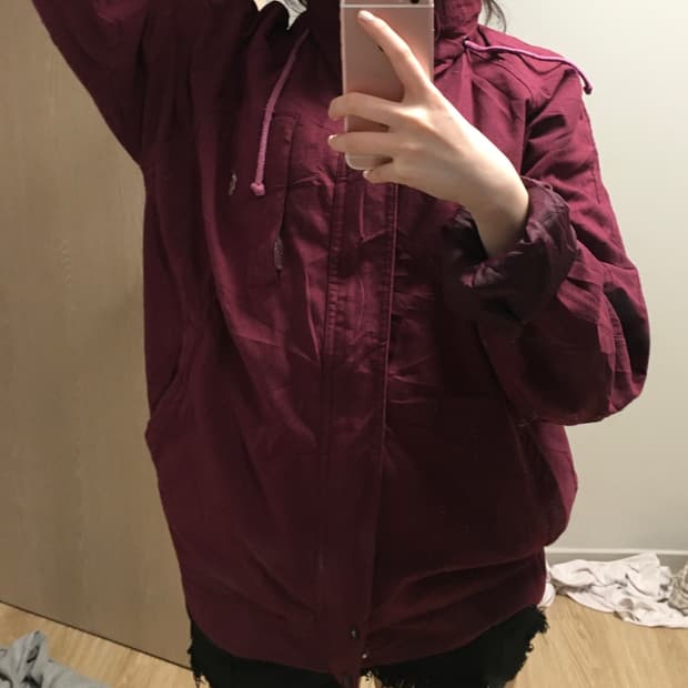 폴로 버건디 아우터