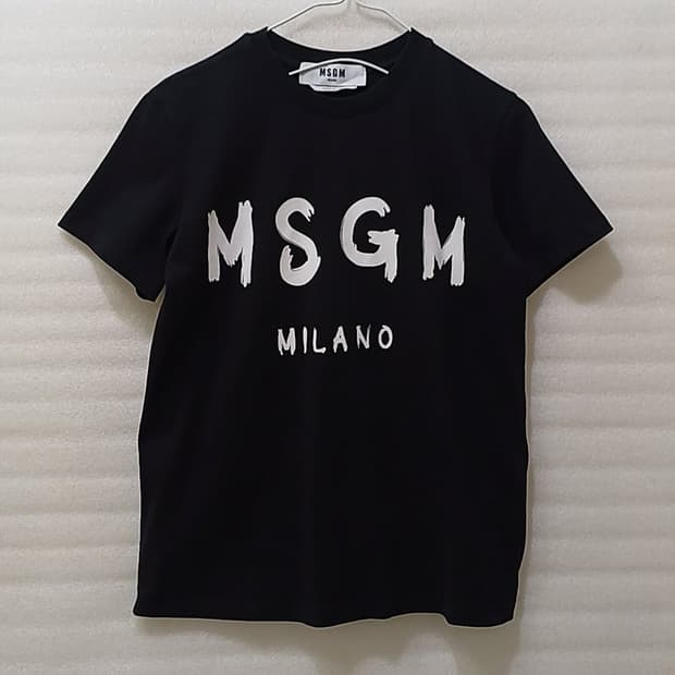 MSGM 라운드 반팔 티 여성 XS ~ S 살짝숏 블랙 사랑봉봉