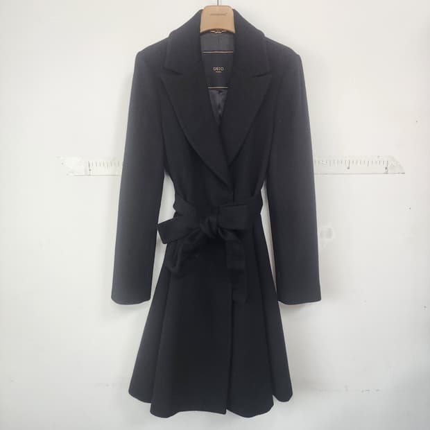 DECO 블랙 벨티드 코트