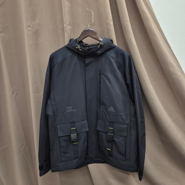 아디다스 테크 우븐 백 자켓 L