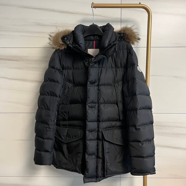 몽클레어 클루니 남성패딩 블랙