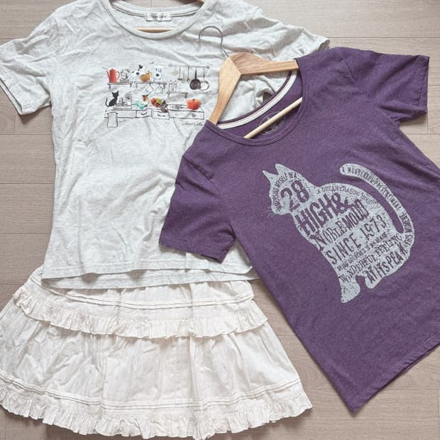 모리걸스커트+고양이티셔츠2개