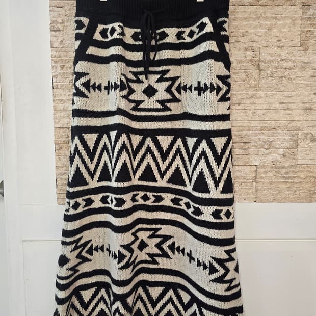 Anti Ballistic 에스닉 패턴 롱 스커트