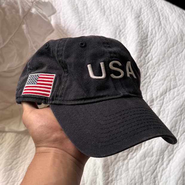 뉴에라 9FORTY USA 성조기 볼캡 네이비