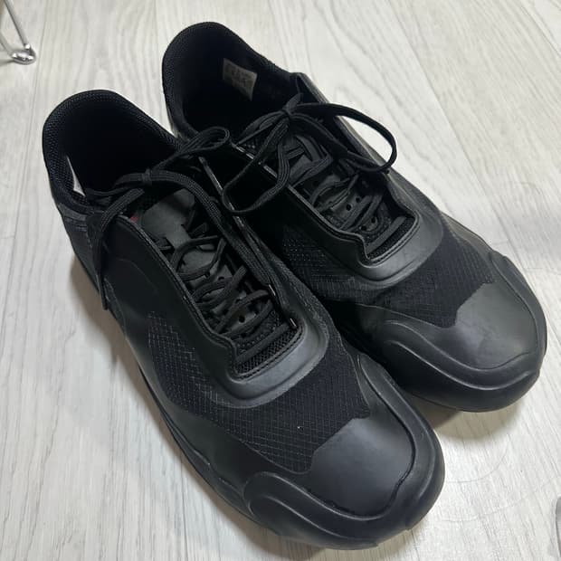 프라다 아디다스 루나로사 285