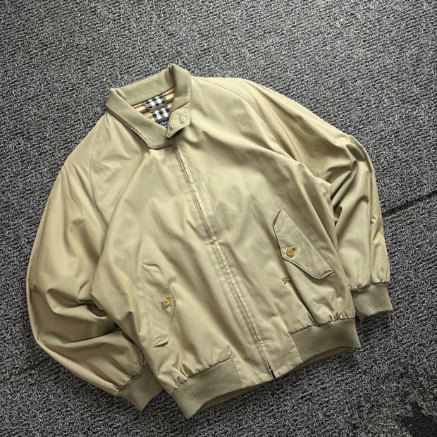 버버리 아카이브 바라쿠타 블루종 자켓 2994