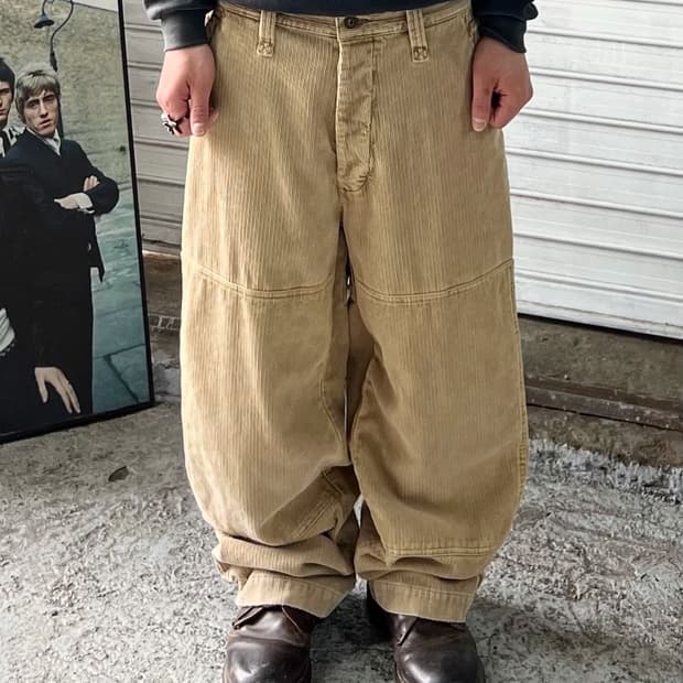 Abercrombie double knee corduroy pants