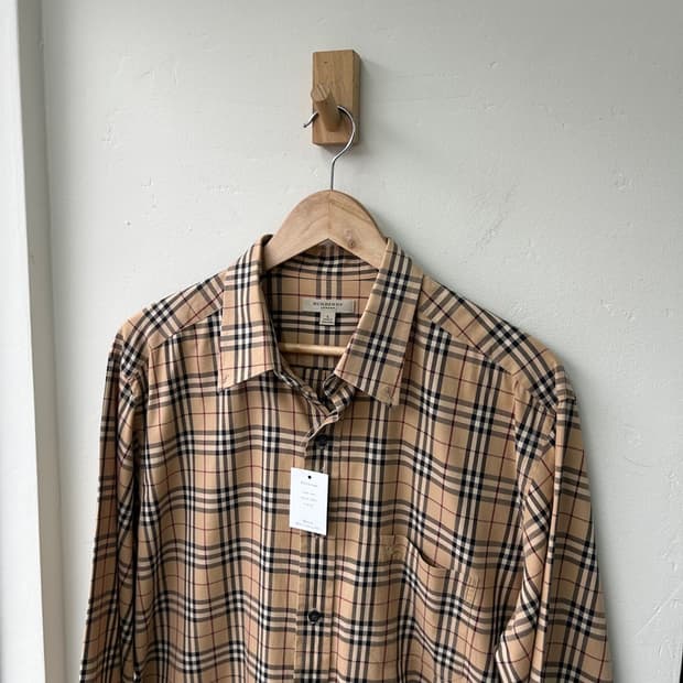 15976 - 버버리 노바 체크 셔츠