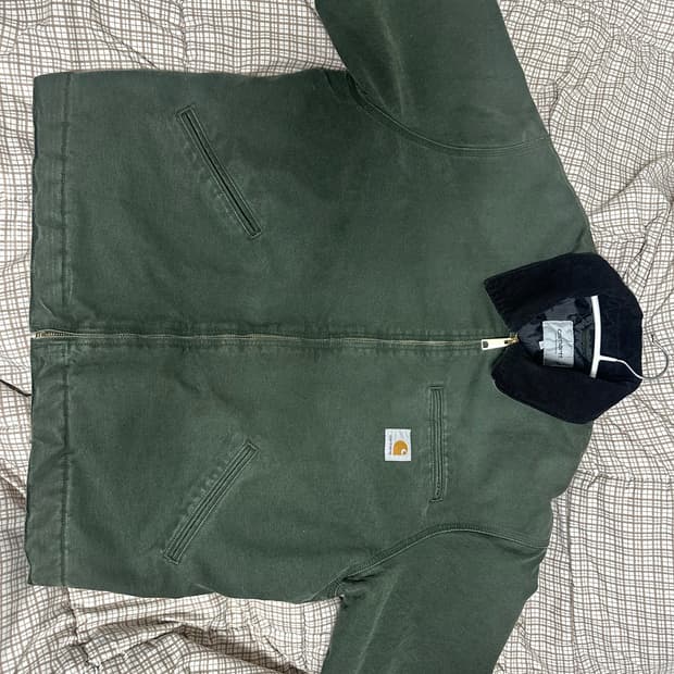 칼하트 WIP OG 디트로이트 자켓 올리브 색상 M사이즈