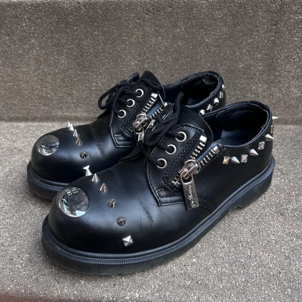 닥터마틴 스터드 로퍼 240