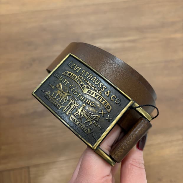 N116. 리바이스 벨트