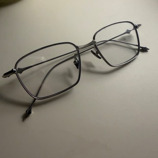 젠틀몬스터 아바 