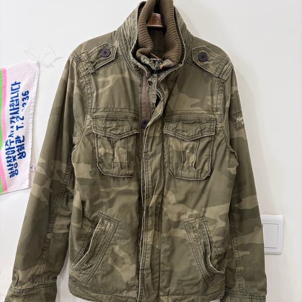 116. 아베크롬비 카모 밀리터리 자켓