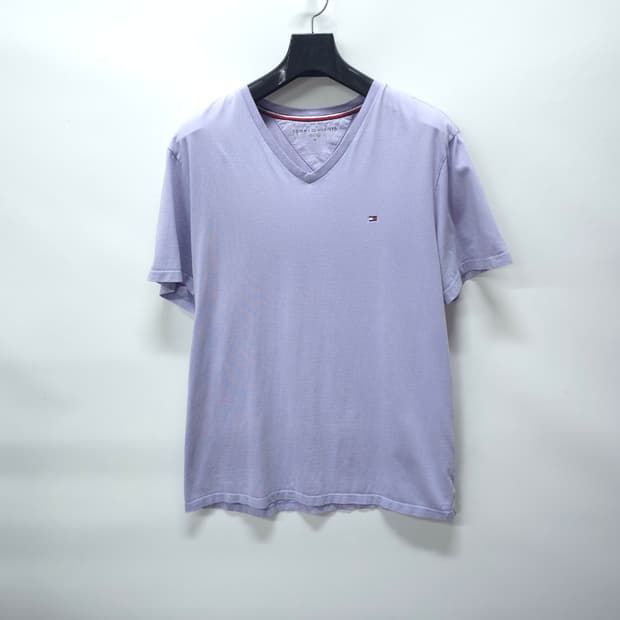 ​타미힐피거 연보라 브이넥 반팔 티셔츠 (M)