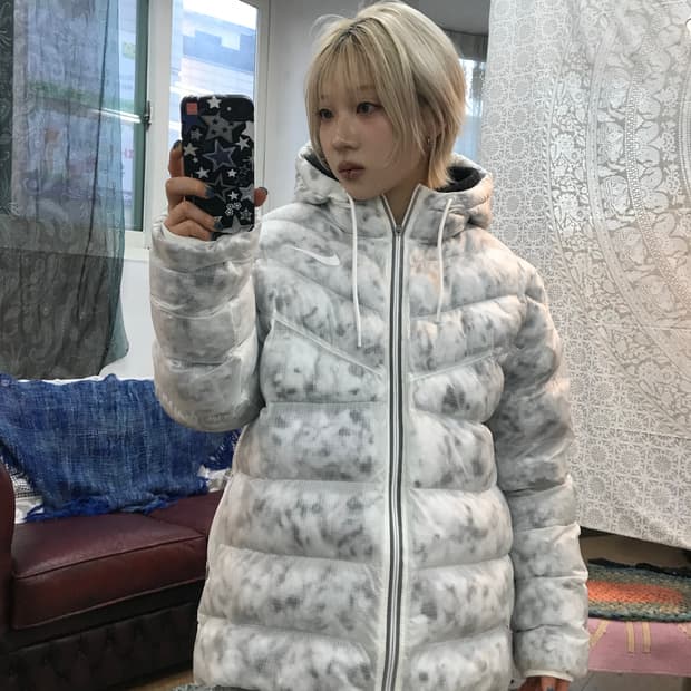 나이키 후드 경량패딩 