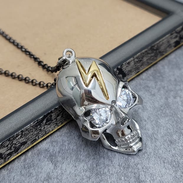 skull necklace