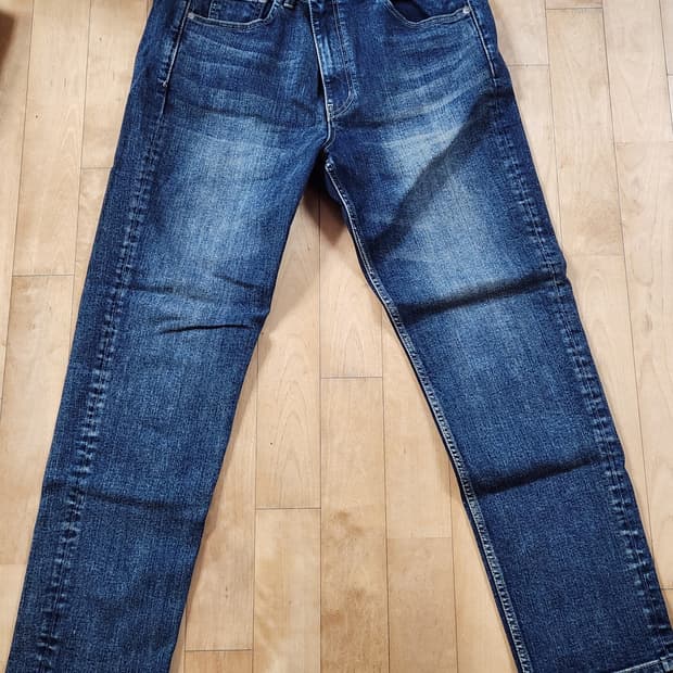 모드나인 펑크타운 구버전 33사이즈 팝니다.