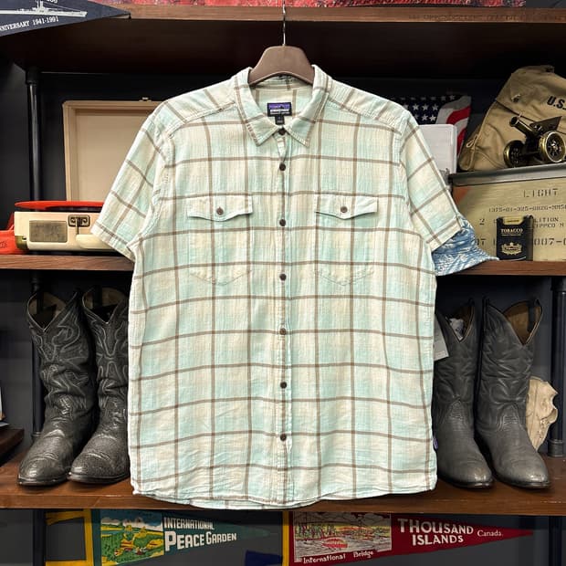 파타고니아 오가닉코튼 그라데이션 체크 시어서커 반팔셔츠 N1247