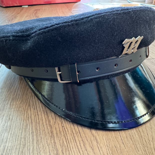 미스비헤이브 베렛 beret