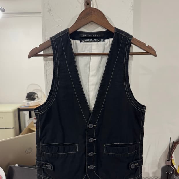 VINTAGE OUTER