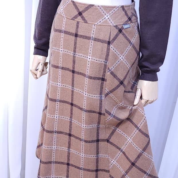 에이글 체크스커트