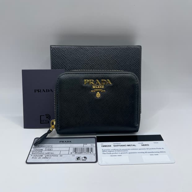 프라다 사피아노 지퍼 카드지갑