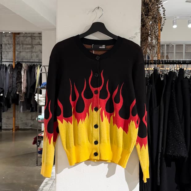 모스키노 블랙 파이어 패턴 니트 가디건