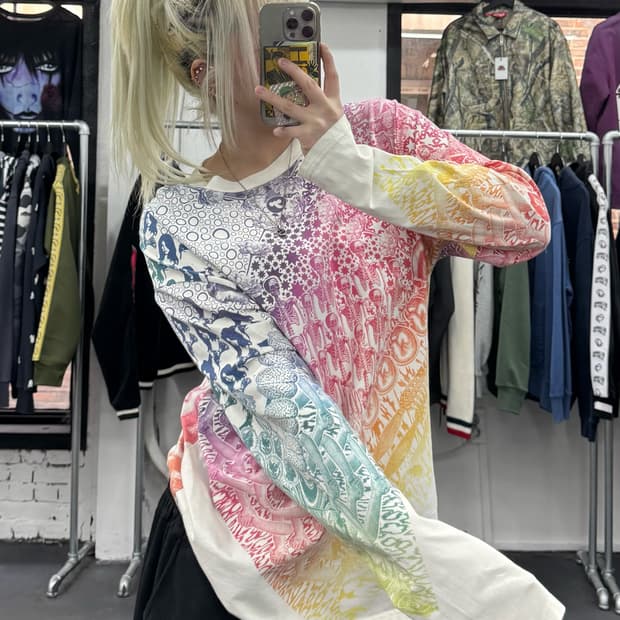 히스테릭 글래머 엠티 룸 롱슬리브