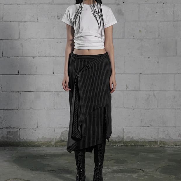 보헤미안서울) Unbalance Drape Skirt Stripe M