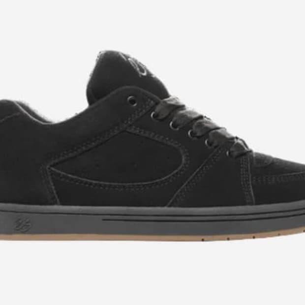 ES OG ACCELL SNEAKER OG 스니커즈 255