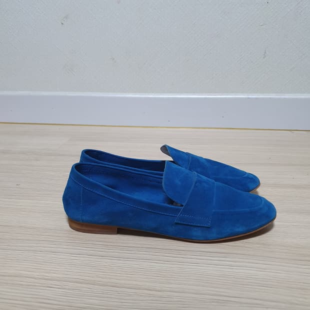 슈콤마보니 스웨이드 로퍼 245~50