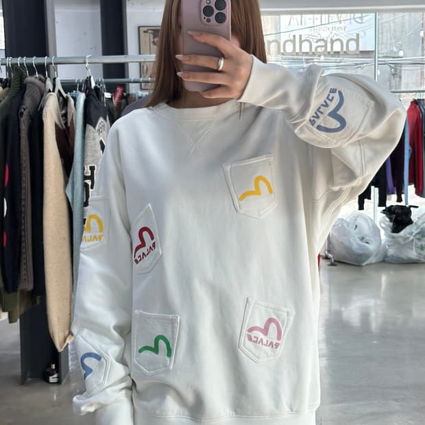 팔라스x에비수 21F/W 멀티포켓 에그렛 크루넥 맨투맨