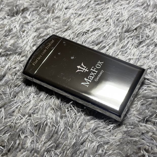 MaxFox cigarette case