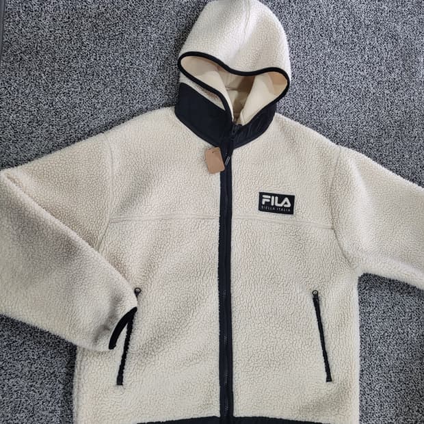 휠라(FILA) 플리스 후드 자켓

