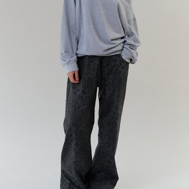 헤더먼트 레오파드 팬츠