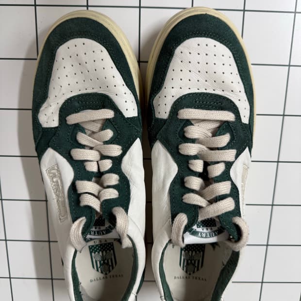 오트리 메달리스트 로우 그린 코트 리미티드 애디션 스니커즈 41