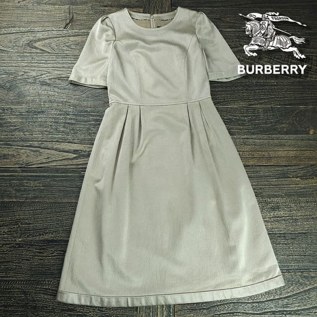 [BURBERRY]버버리 블랙라벨 빈티지 스쿱넥 퍼프 원피스 P02011