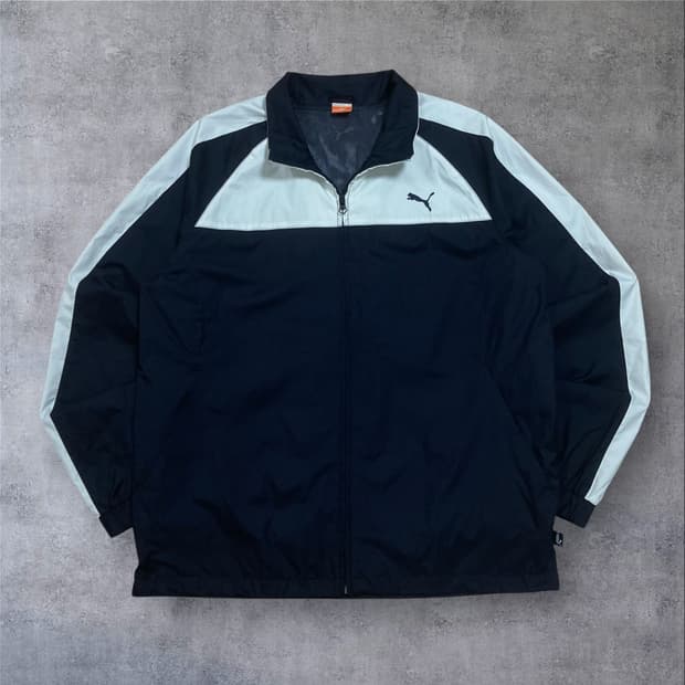 푸마 스몰 로고 믹스 컬러 바람막이