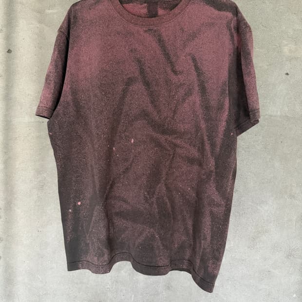 HAND-FADED DARK GREY / PINK TONE T-SHIRT