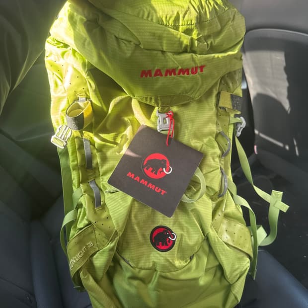 마무트 등산 배낭 28L